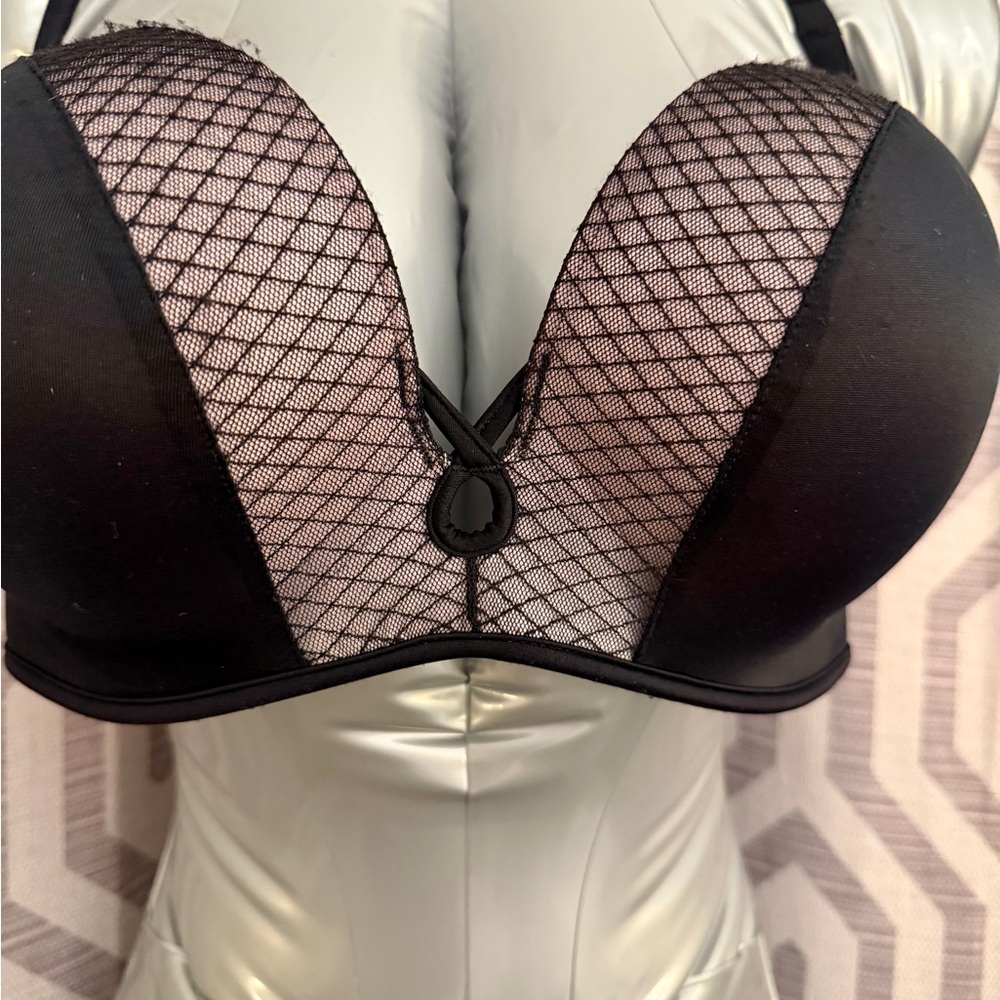 ☀️ Victoria's Secret Bombshell Strapless Padded Bra ☀️ 36 C - Picture 10 of 12